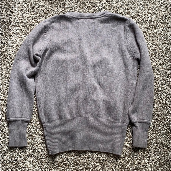 ZARA Greyish Cardigan with Beautiful Brown Buttons - Picture 4 of 7